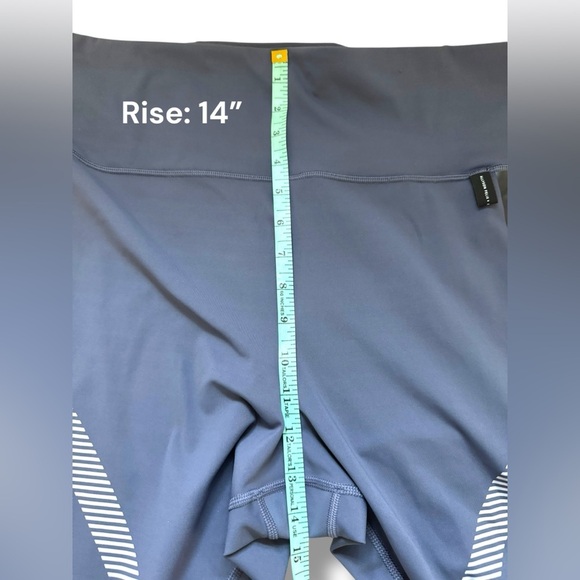 NWT Athleta x Felix Allyson Size 3X Legend Striped 7/8 Legging Violet & Grey - Picture 9 of 11